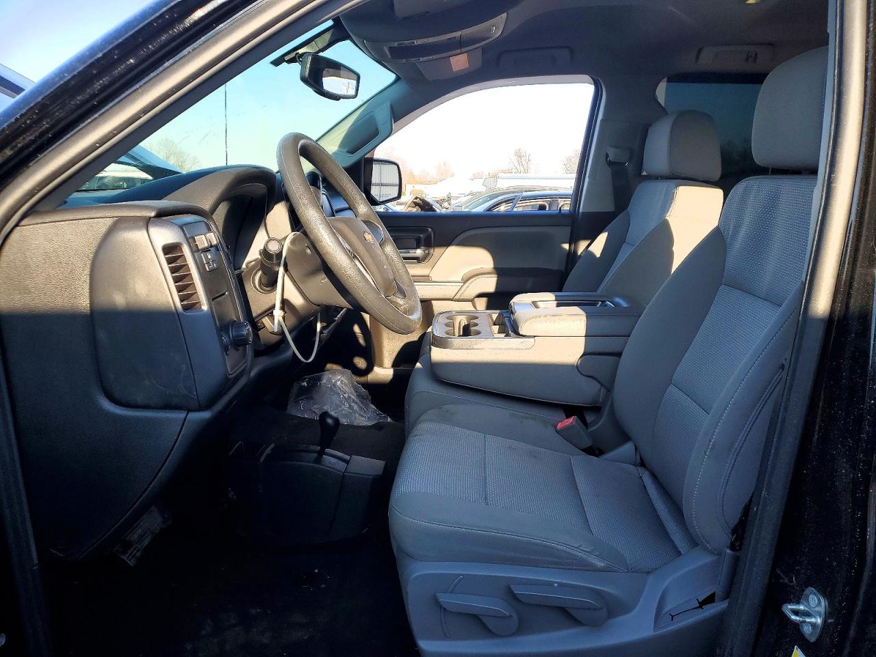 2018 CHEVROLET SILVERADO K1500 CUSTOM photo 13