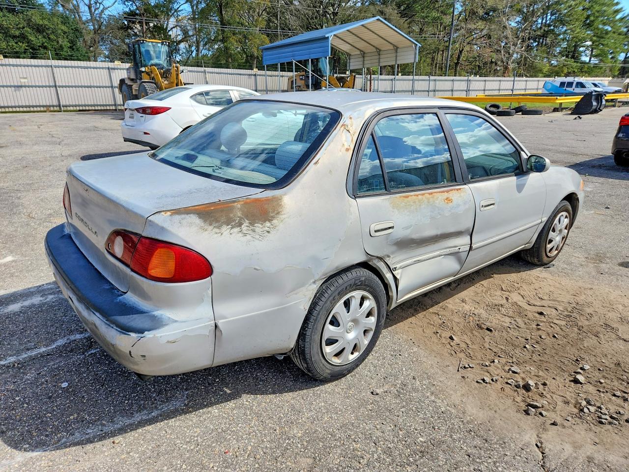 2001 TOYOTA COROLLA LE photo 3