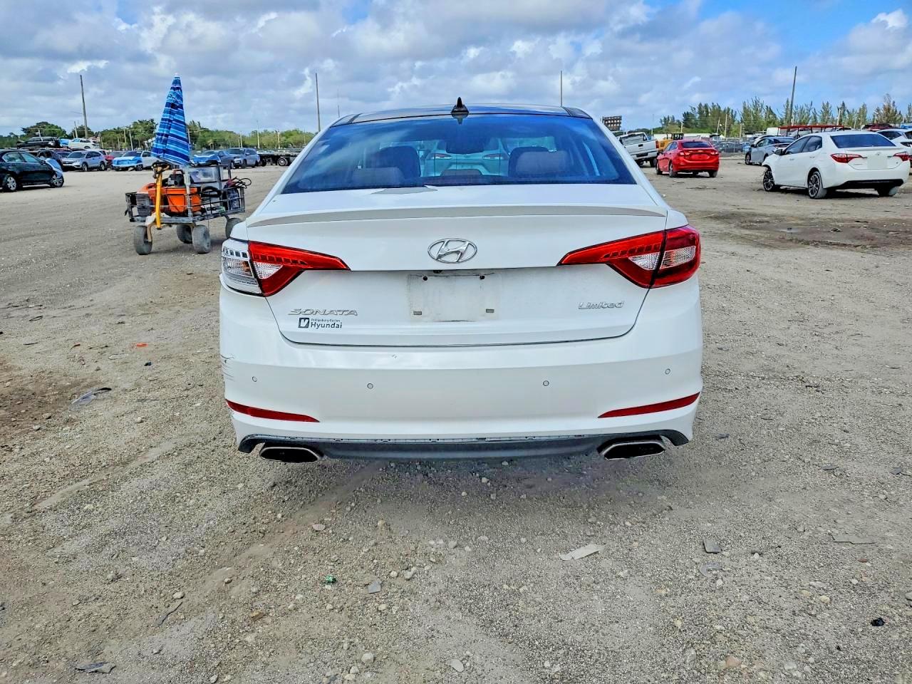 2015 HYUNDAI SONATA LIMITED photo 11