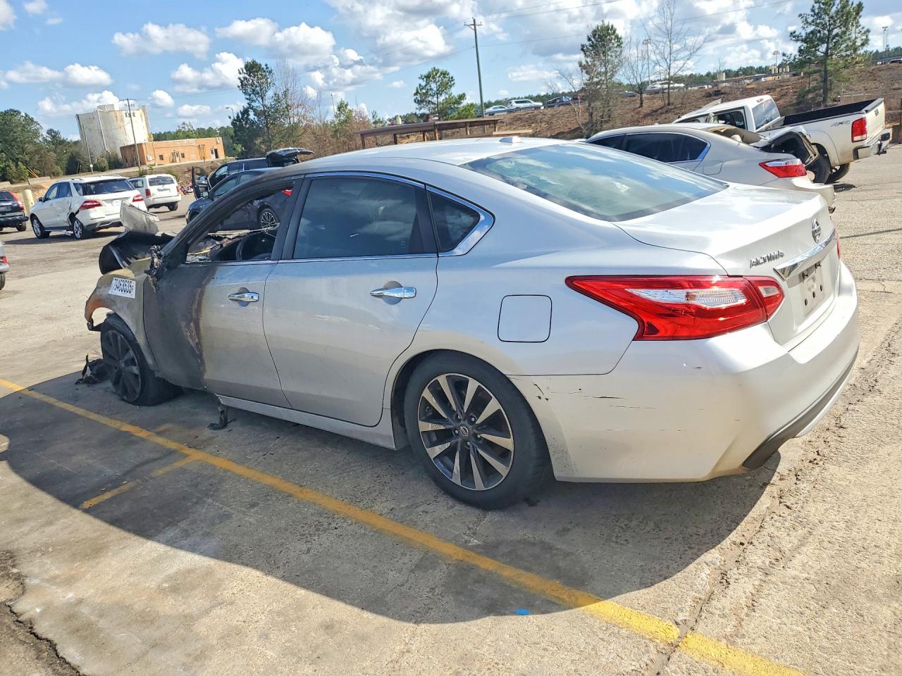 2017 NISSAN ALTIMA 2.5 SL photo 2