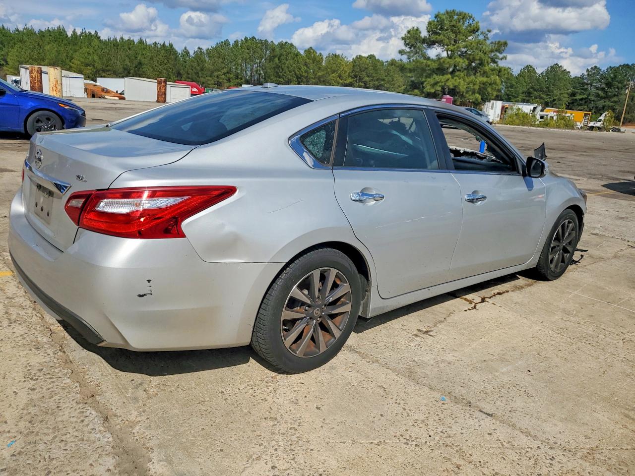 2017 NISSAN ALTIMA 2.5 SL photo 3