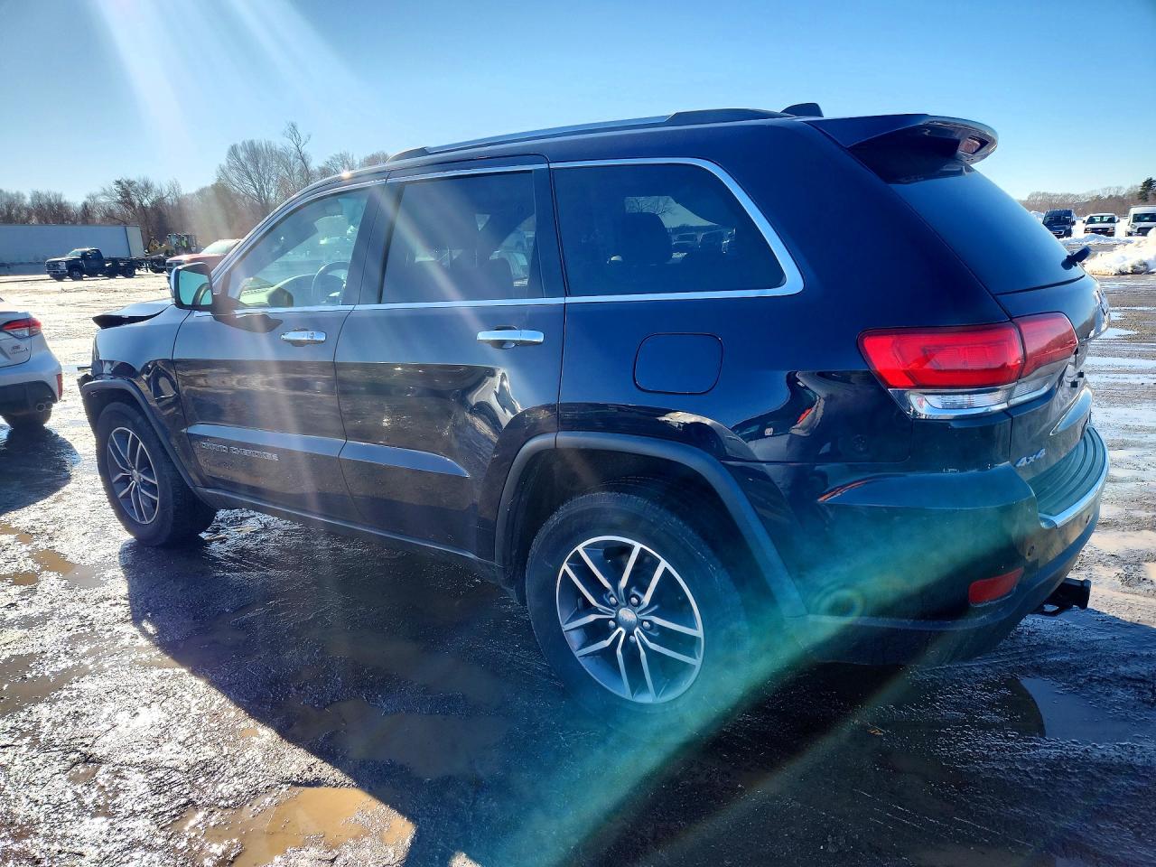 2018 JEEP GRAND CHEROKEE LIMITED photo 3