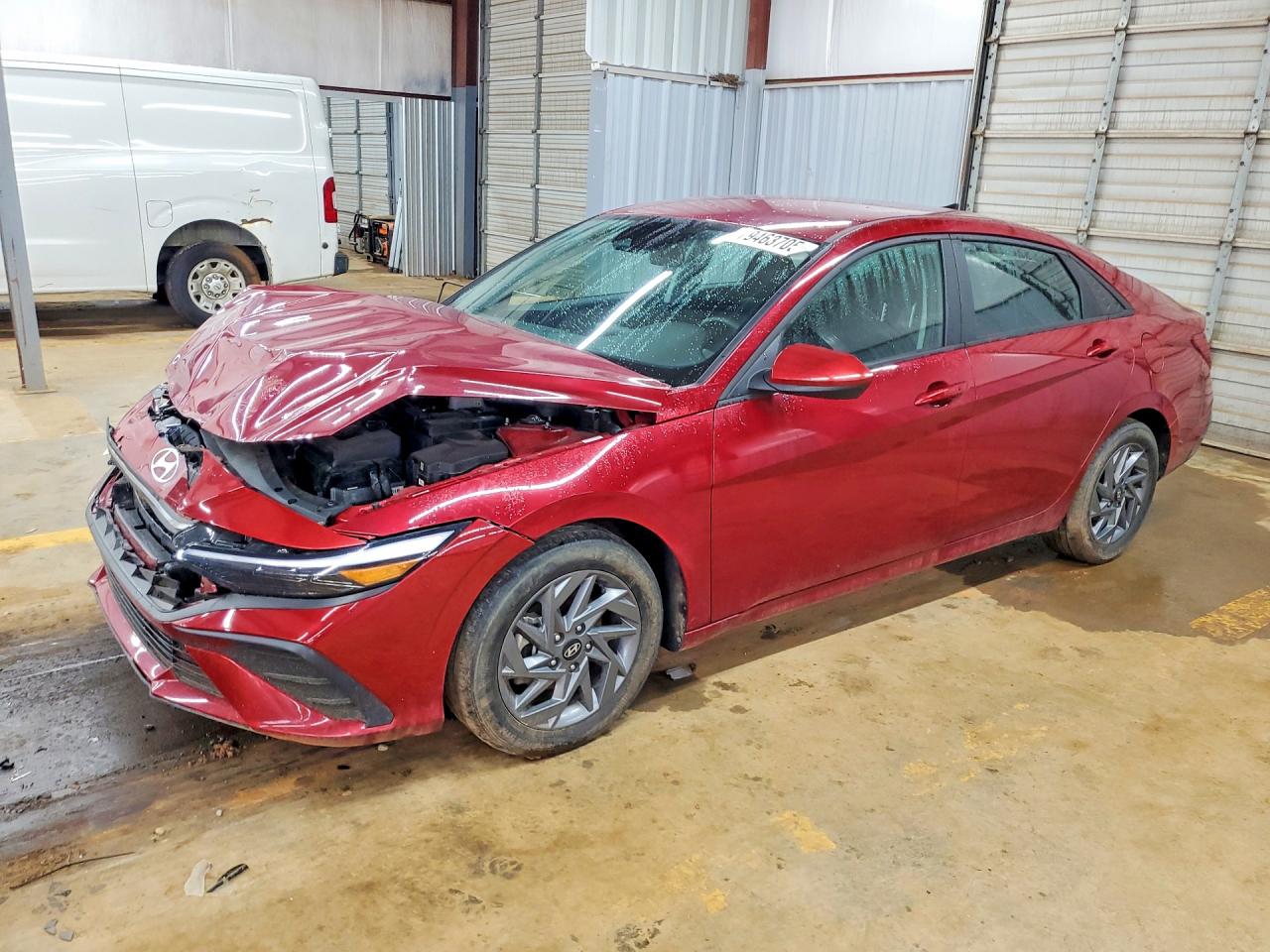 2024 HYUNDAI ELANTRA