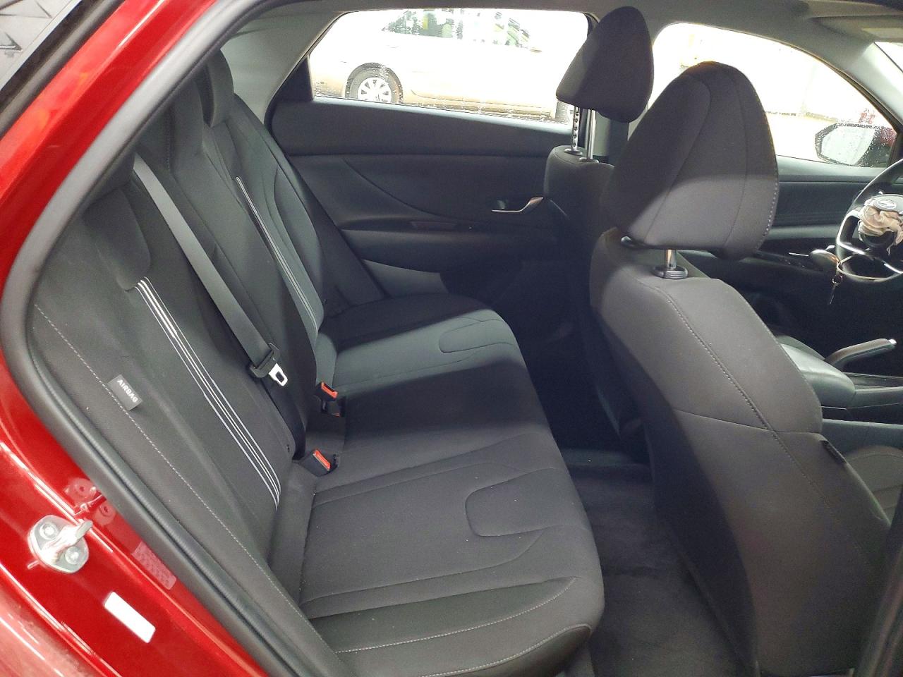 2024 HYUNDAI ELANTRA SEL photo 19