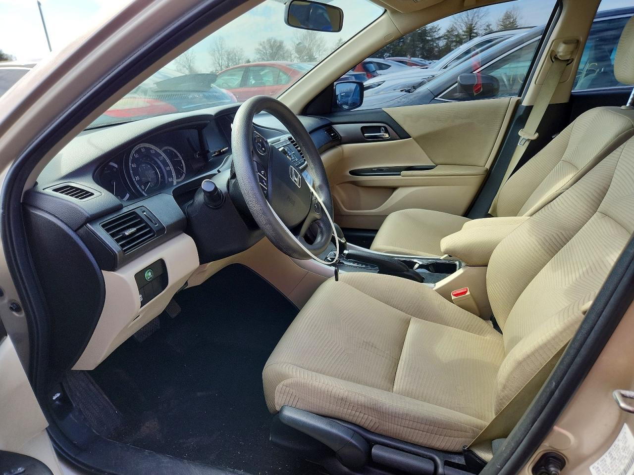 2015 HONDA ACCORD LX photo 19