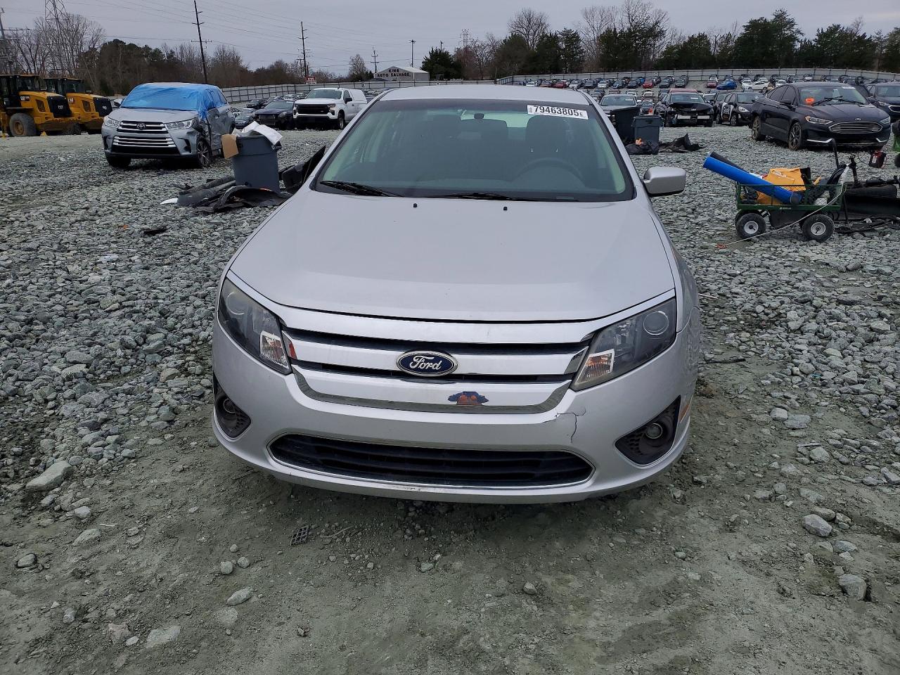 2011 FORD FUSION SE photo 9
