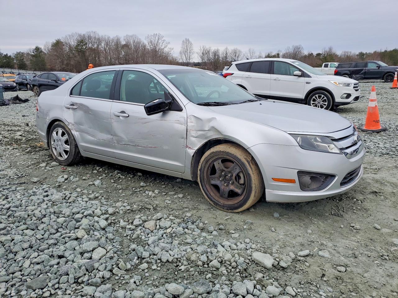 2011 FORD FUSION SE photo 7