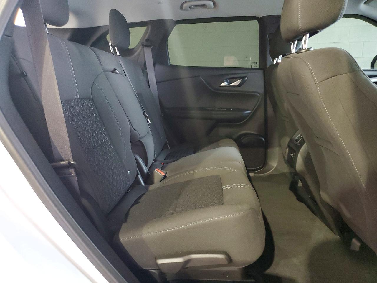2020 CHEVROLET BLAZER 2LT photo 11