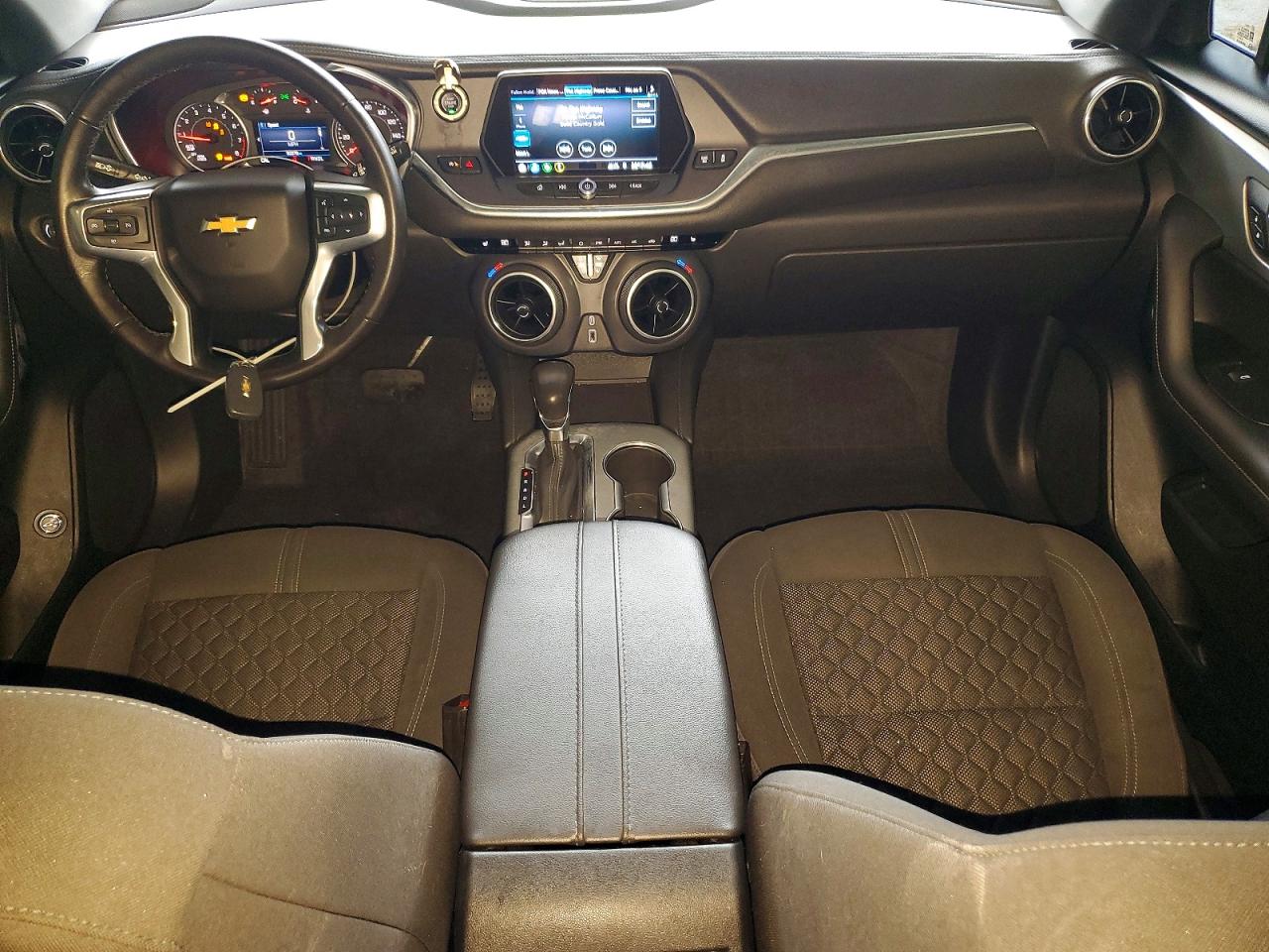 2020 CHEVROLET BLAZER 2LT photo 8