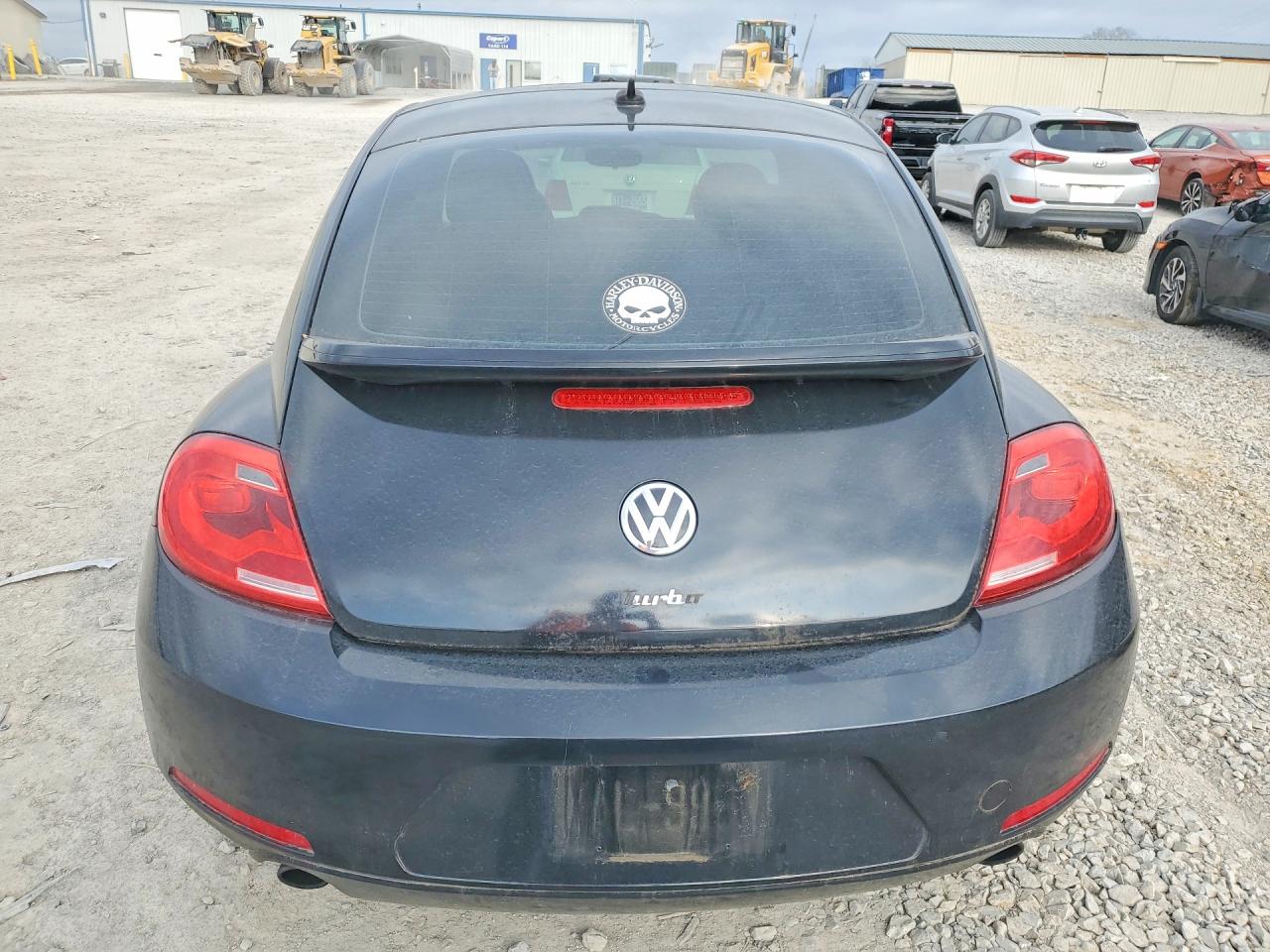 2013 VOLKSWAGEN BEETLE TURBO photo 11