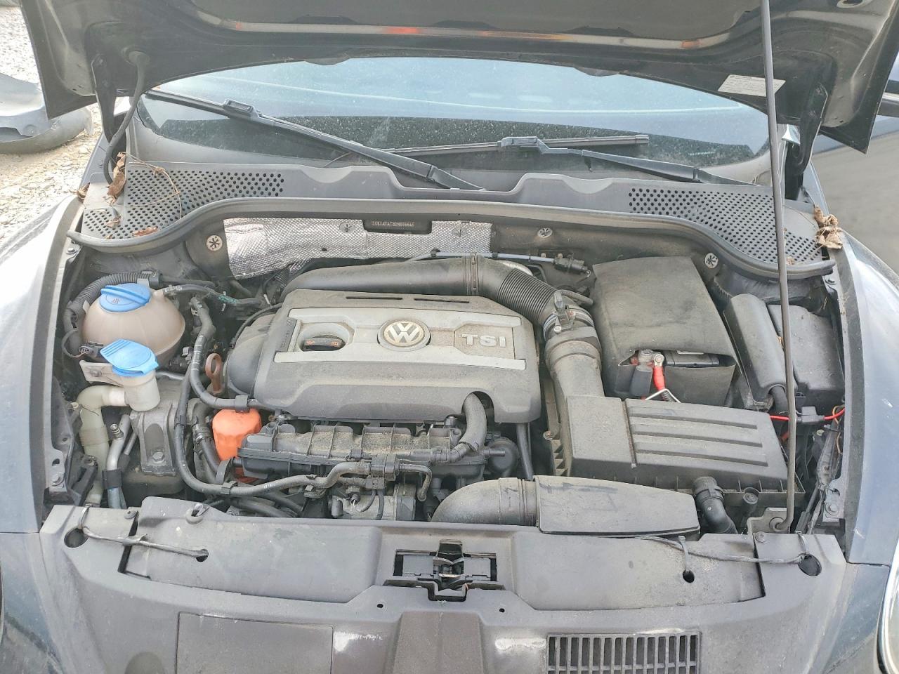 2013 VOLKSWAGEN BEETLE TURBO photo 21
