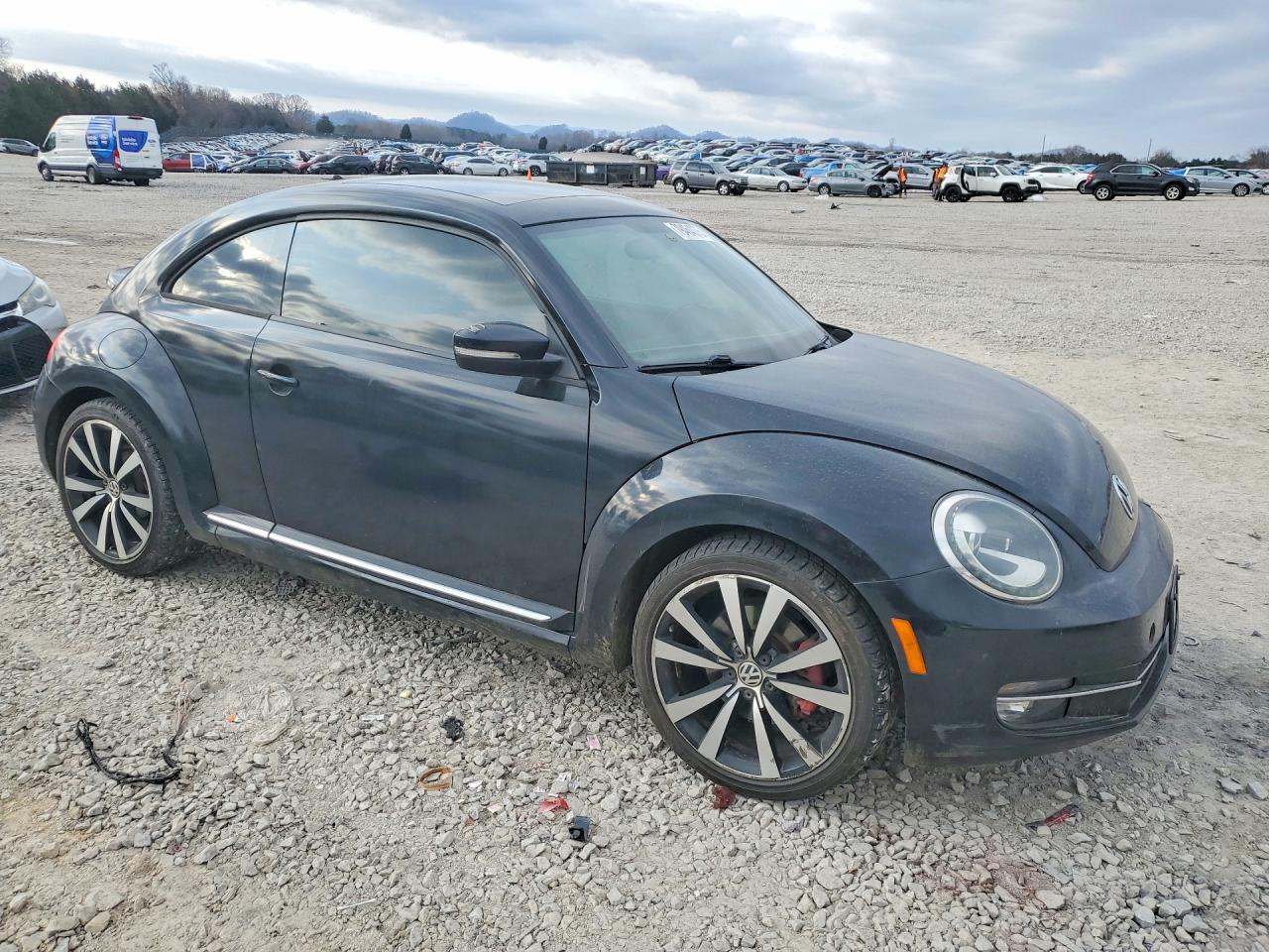 2013 VOLKSWAGEN BEETLE TURBO photo 7