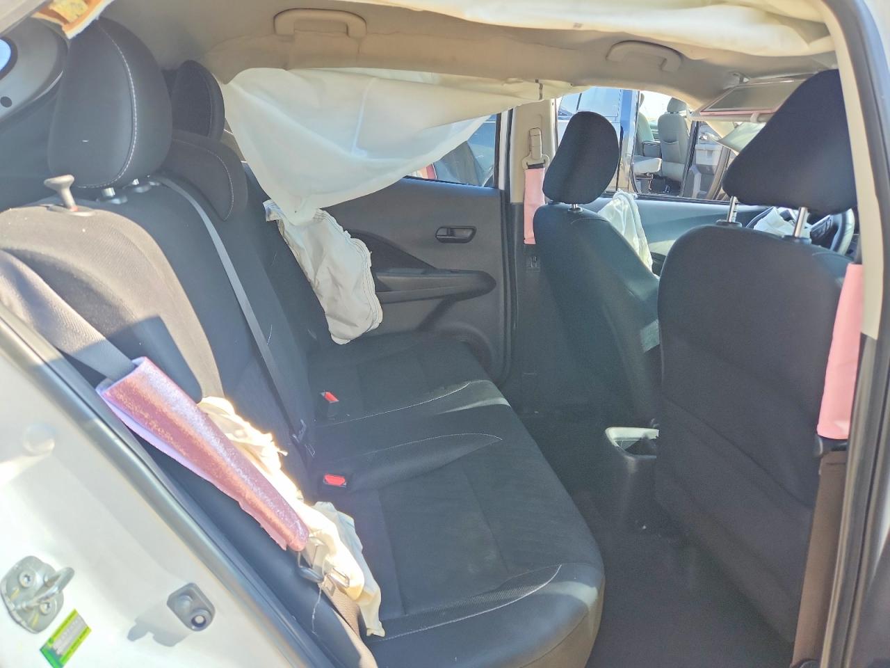 2021 NISSAN KICKS S photo 19