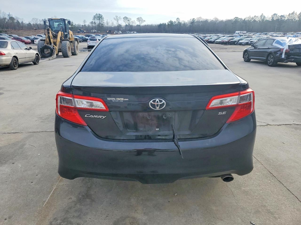 2013 TOYOTA CAMRY photo 16