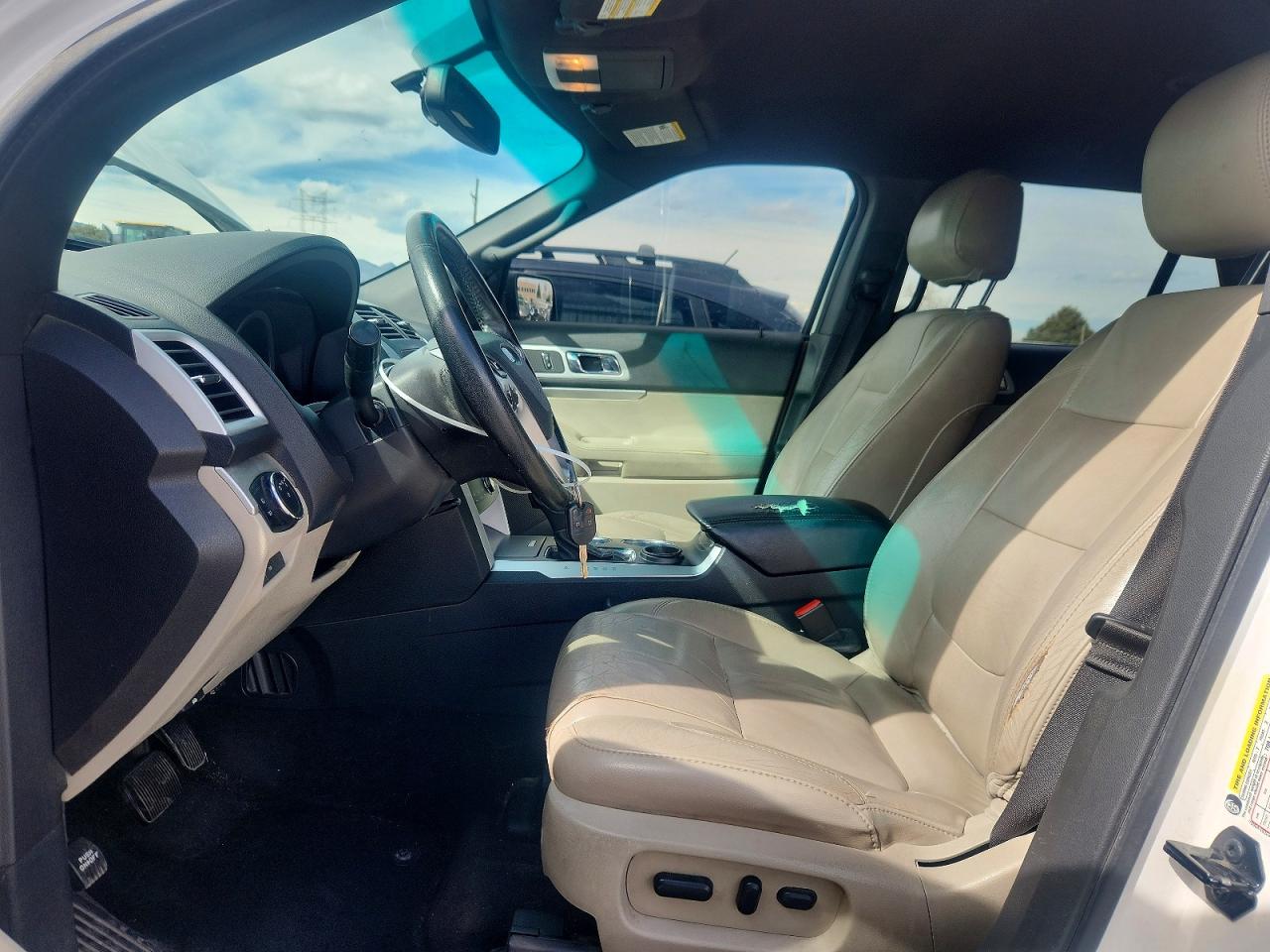 2011 FORD EXPLORER XLT photo 7