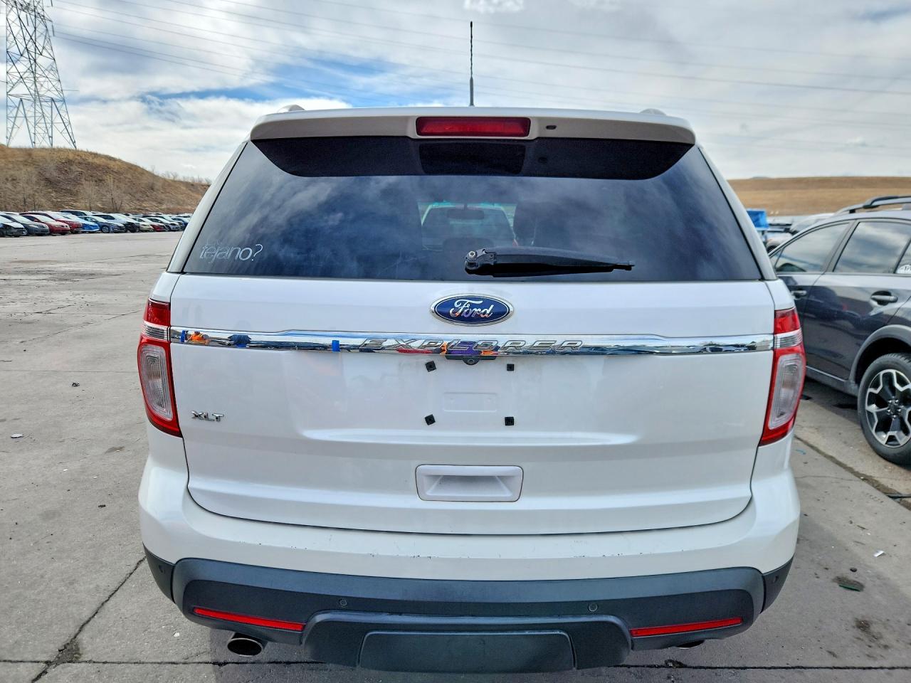 2011 FORD EXPLORER XLT photo 6