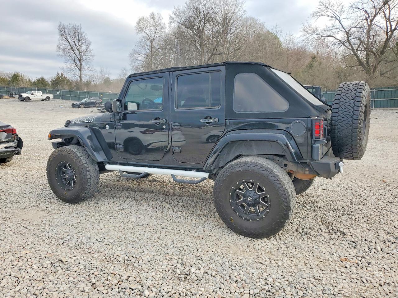 2013 JEEP WRANGLER photo 4
