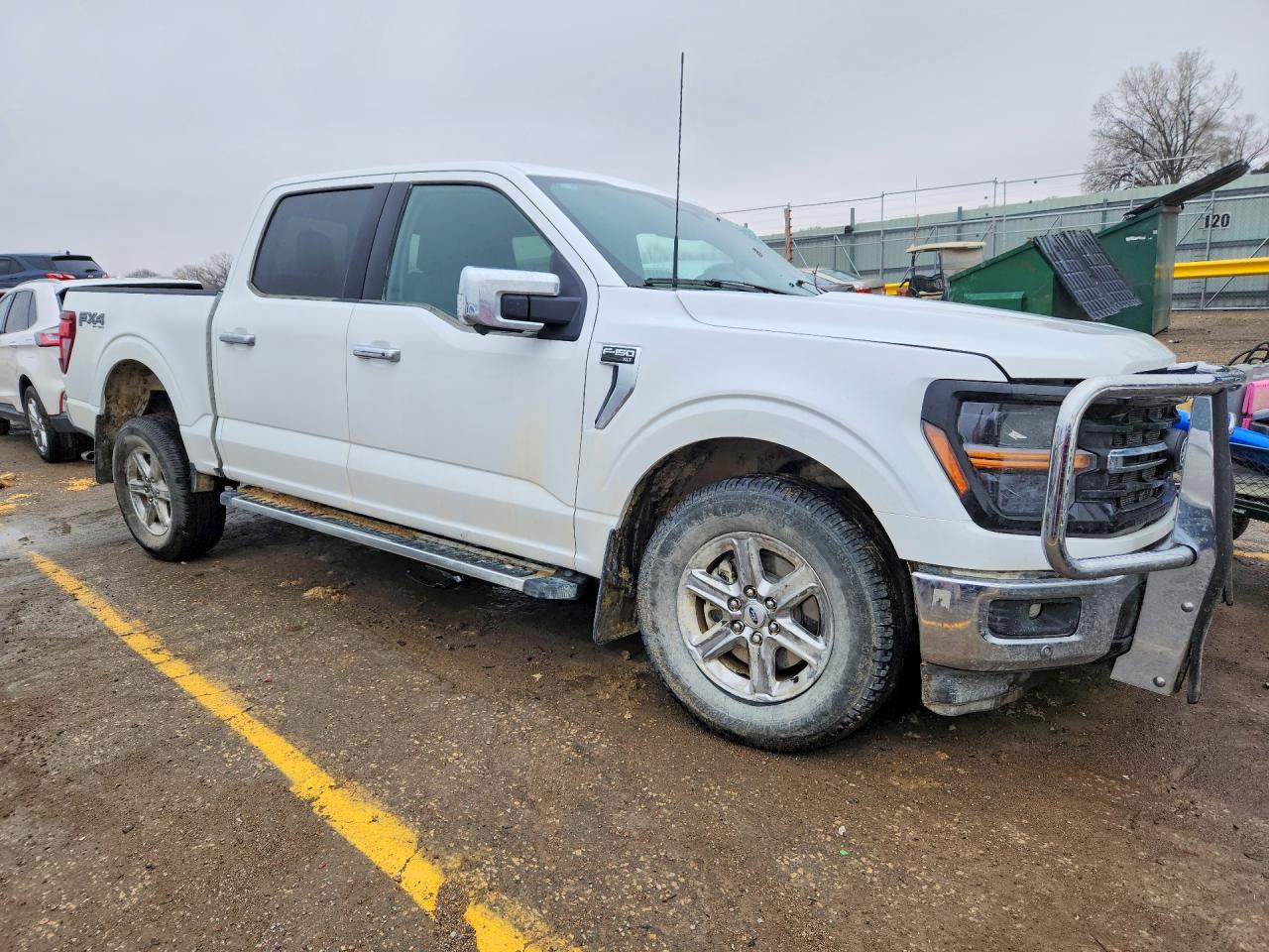2024 FORD F150 XLT photo 4