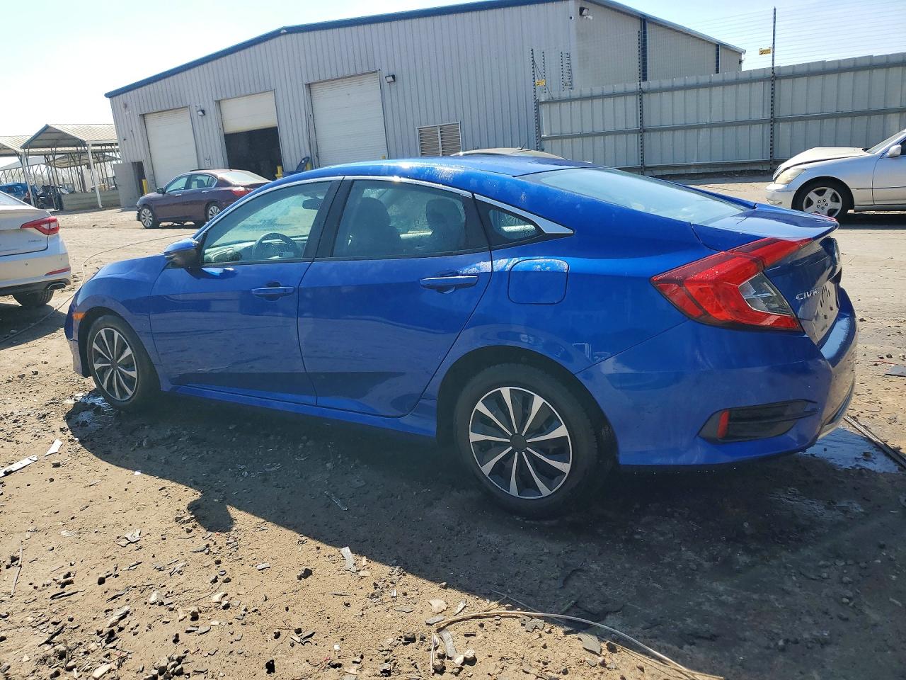 2020 HONDA CIVIC LX photo 3