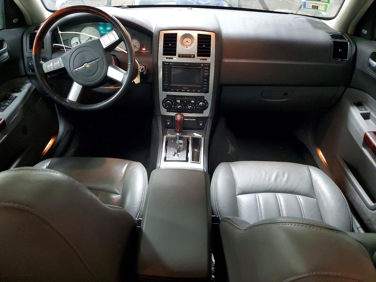 2005 CHRYSLER 300C photo 15
