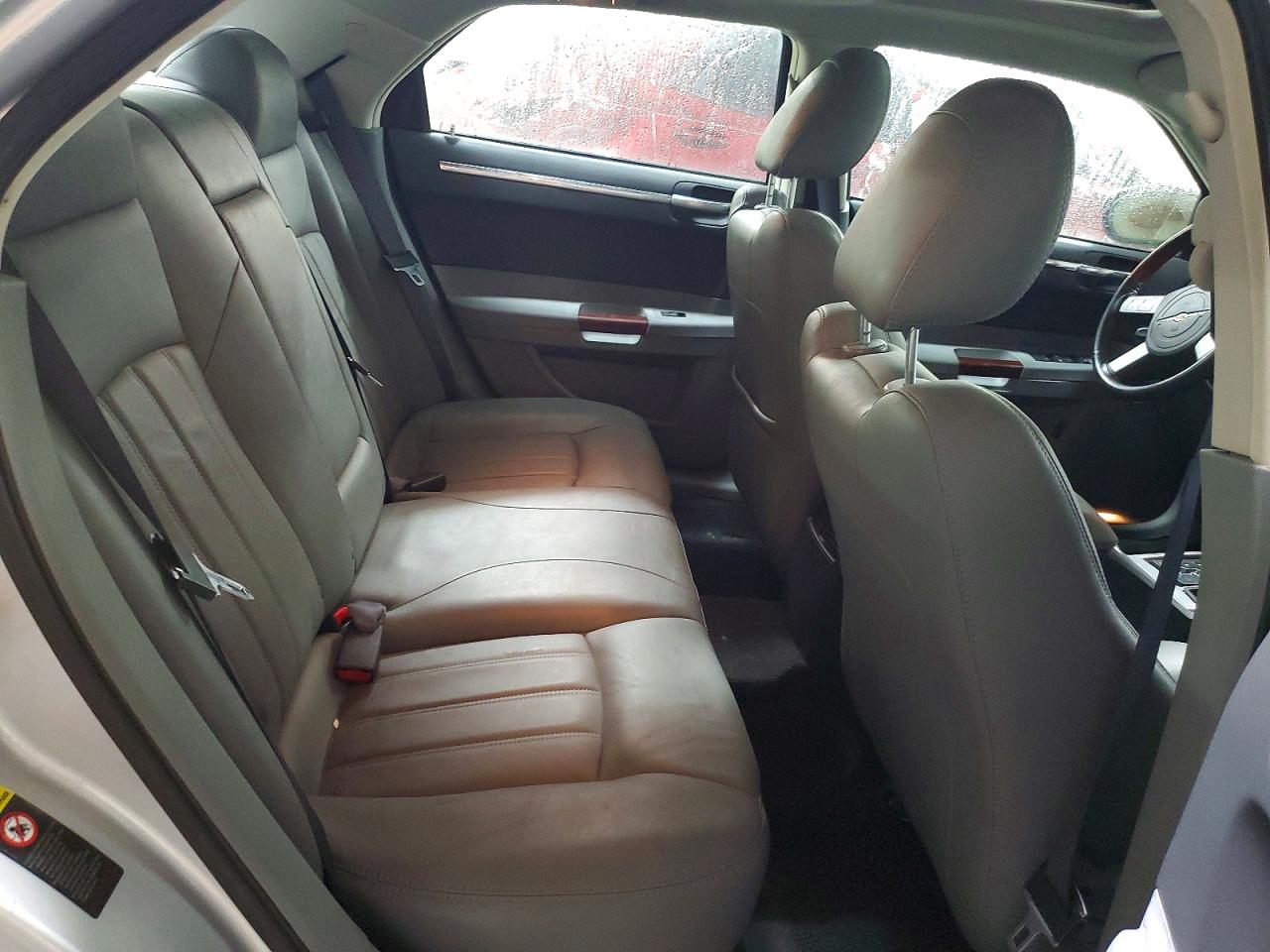 2005 CHRYSLER 300C photo 19
