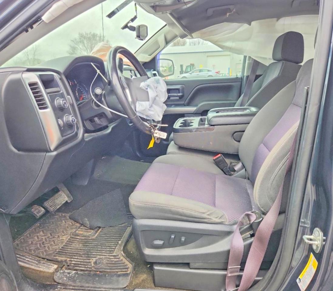 2017 CHEVROLET SILVERADO K1500 LT photo 13