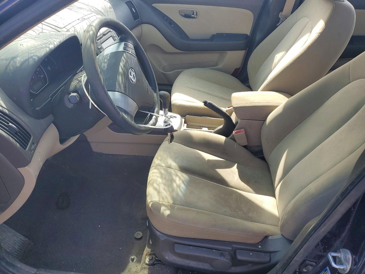 2010 HYUNDAI ELANTRA GLS photo 13