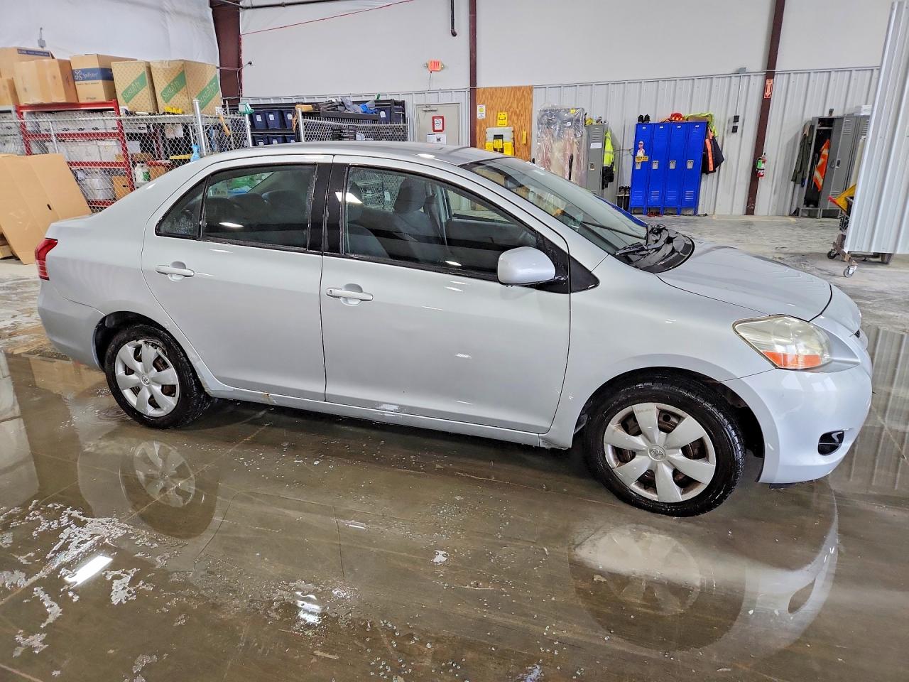 2007 TOYOTA YARIS BASE photo 4
