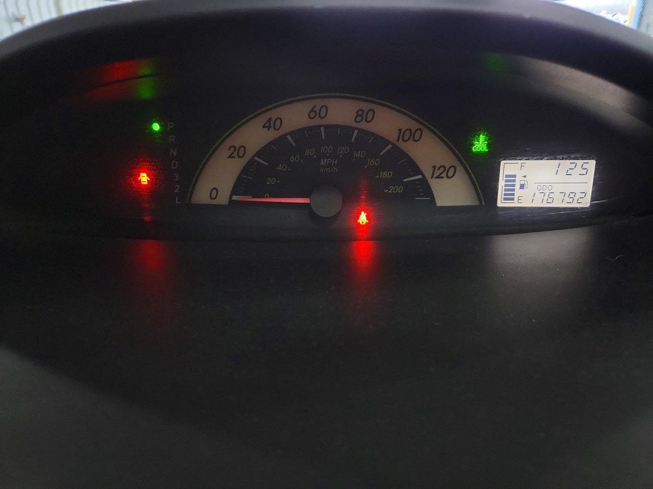 2007 TOYOTA YARIS BASE photo 9