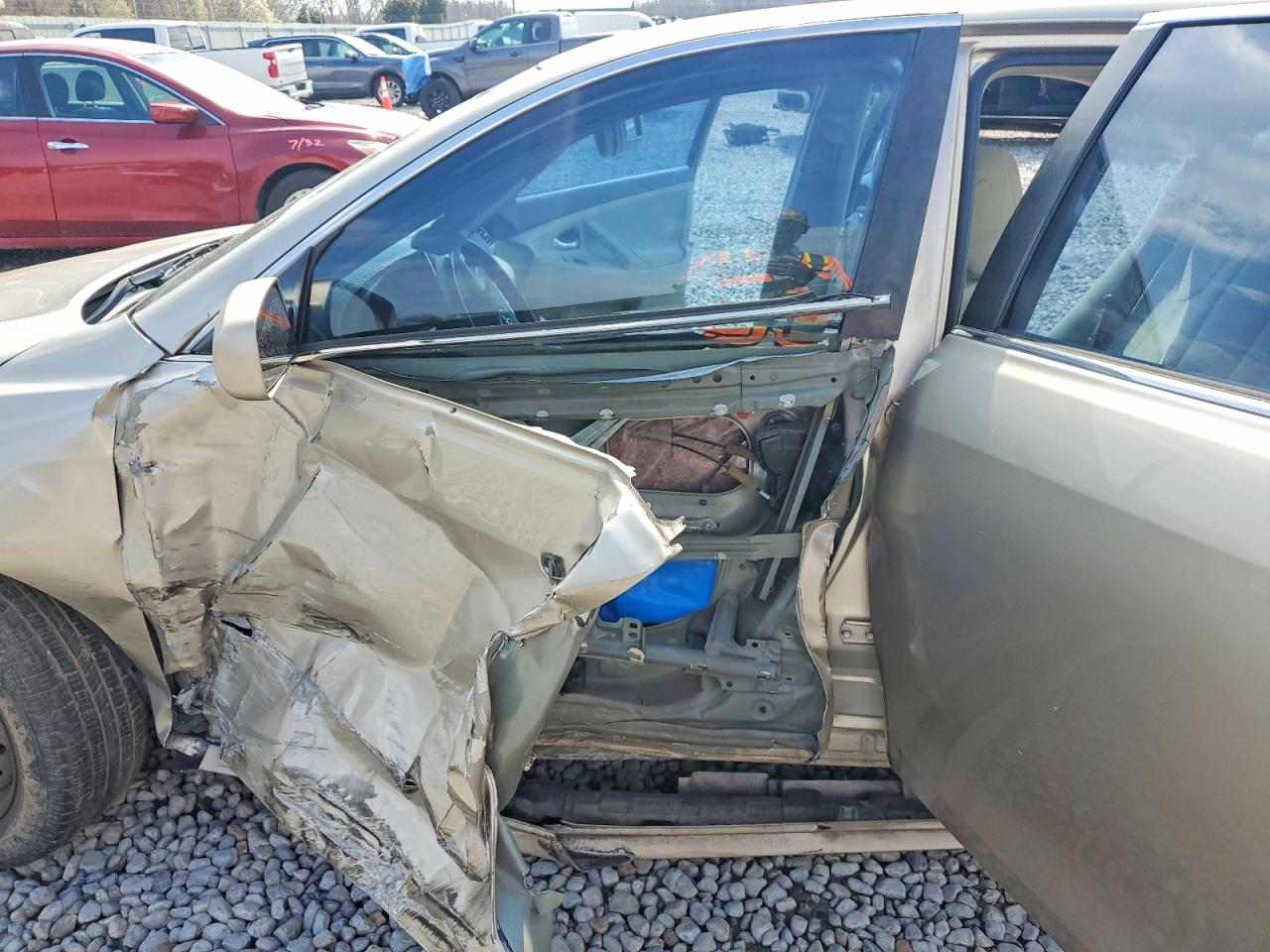 2009 TOYOTA CAMRY LE photo 7