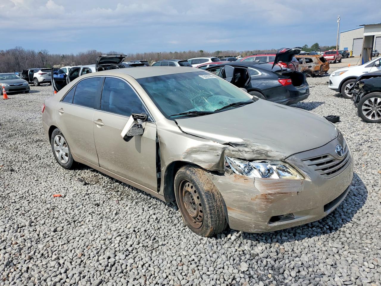 2009 TOYOTA CAMRY LE photo 4