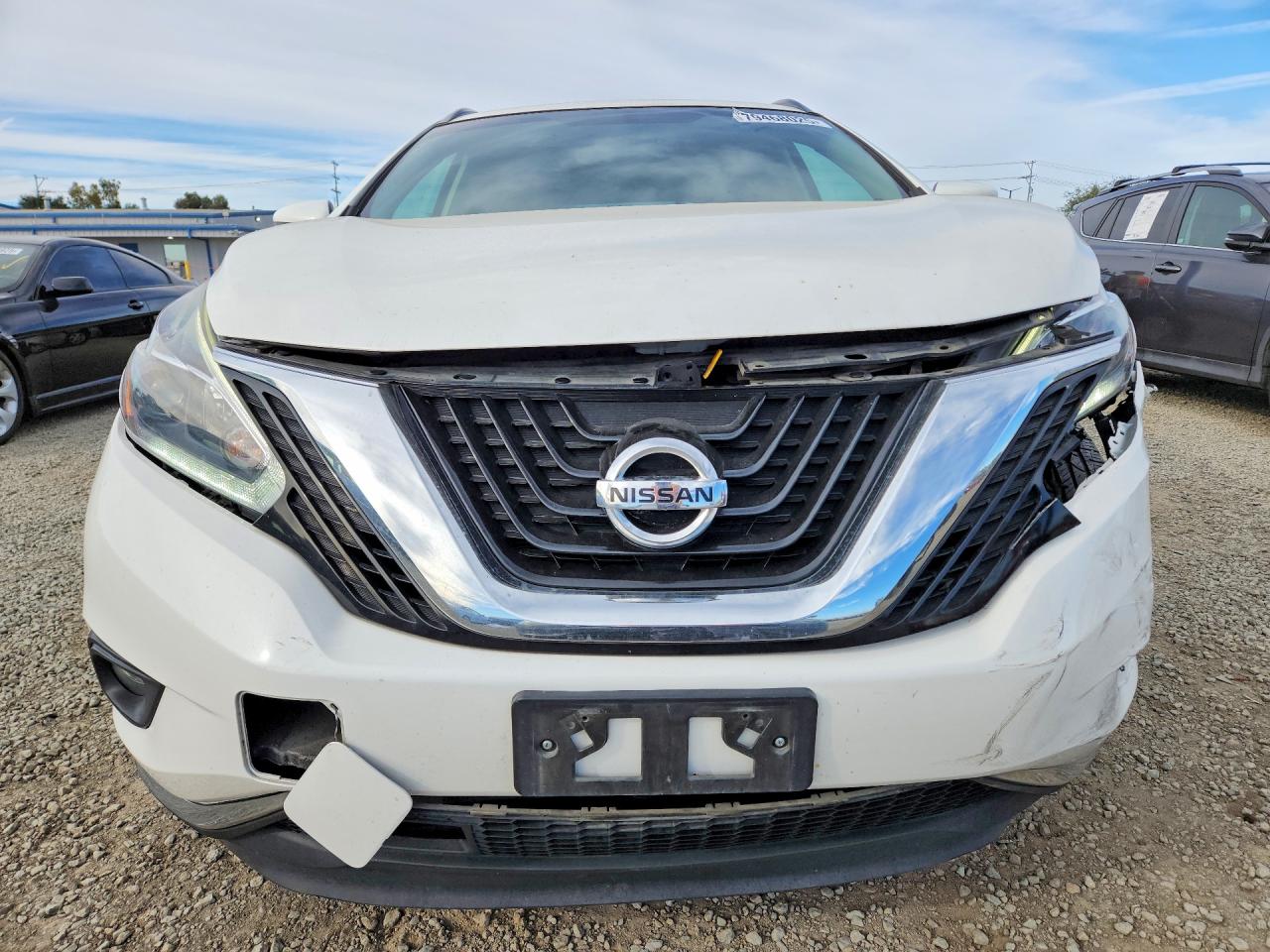 2018 NISSAN MURANO SV photo 9