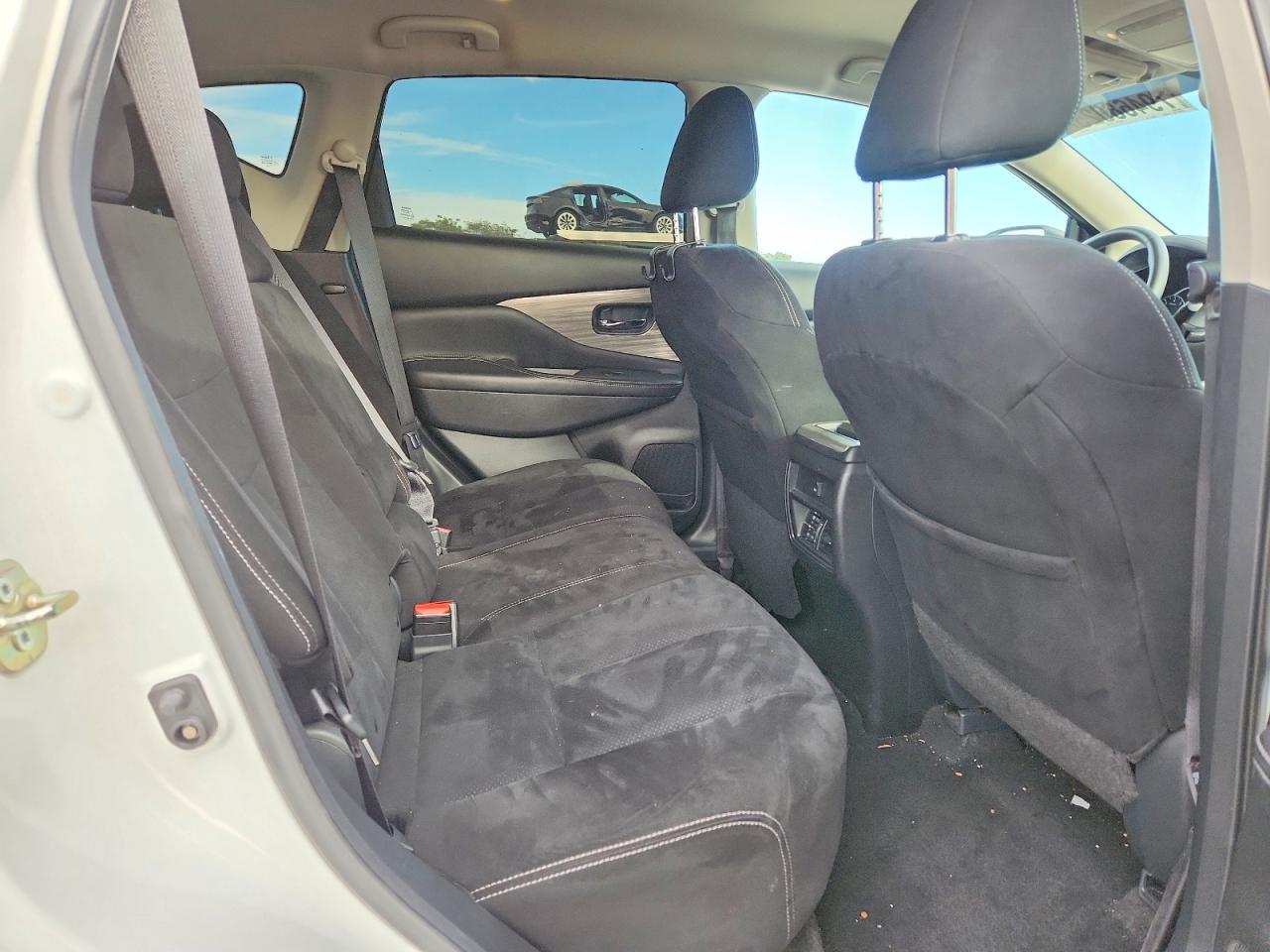 2018 NISSAN MURANO SV photo 21