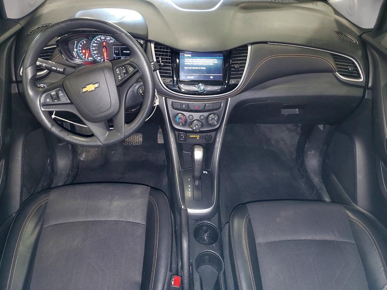 2021 CHEVROLET TRAX 1LT photo 15