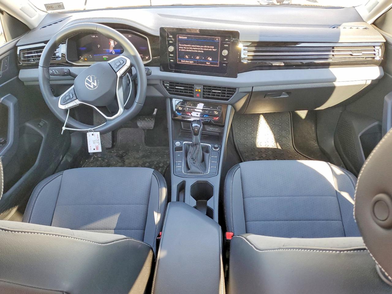 2025 VOLKSWAGEN JETTA SE photo 22