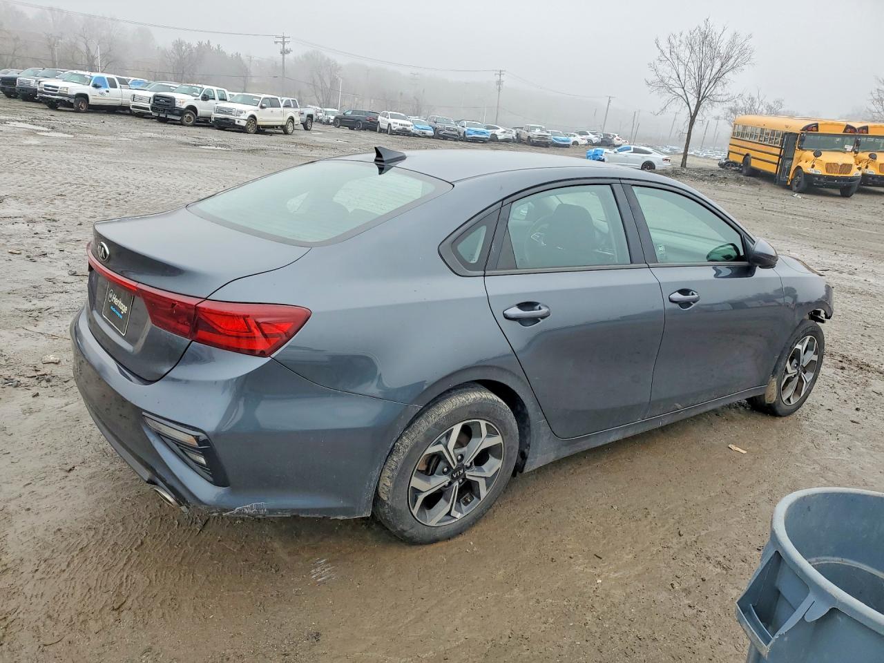 2019 KIA FORTE LXS photo 3