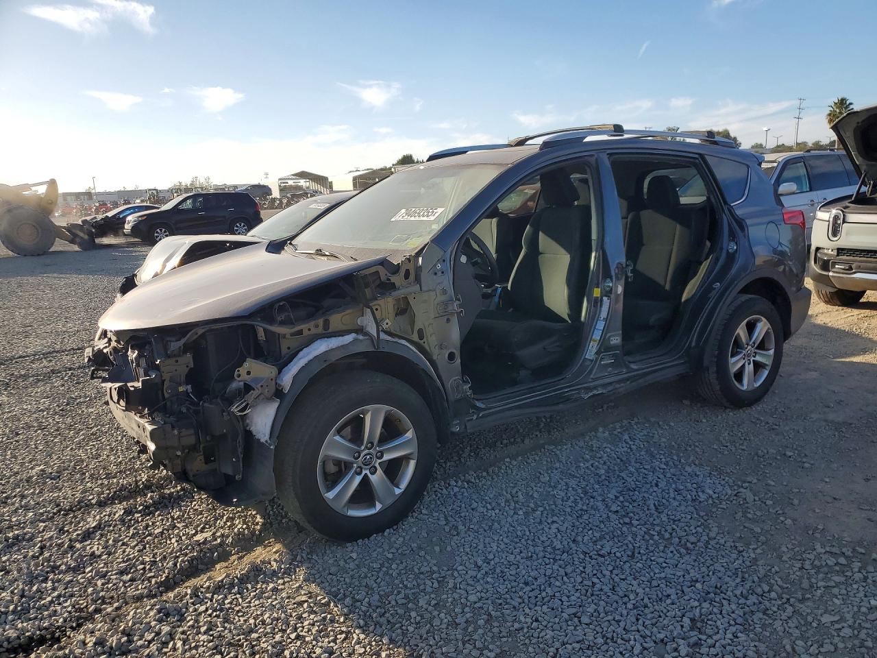 2015 TOYOTA RAV4