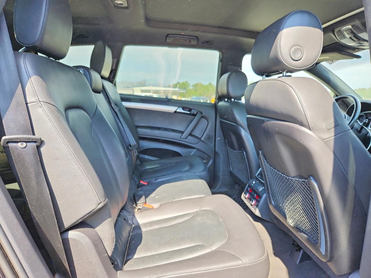 2015 AUDI Q7 photo 11