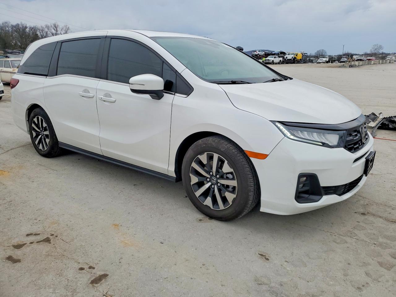 2025 HONDA ODYSSEY photo 4