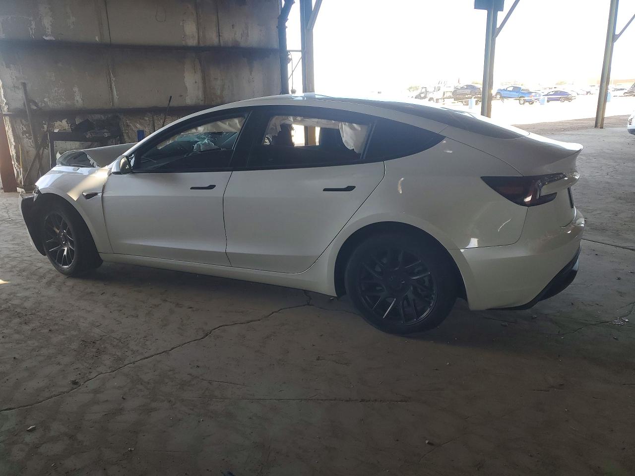 2024 TESLA MODEL 3 photo 3