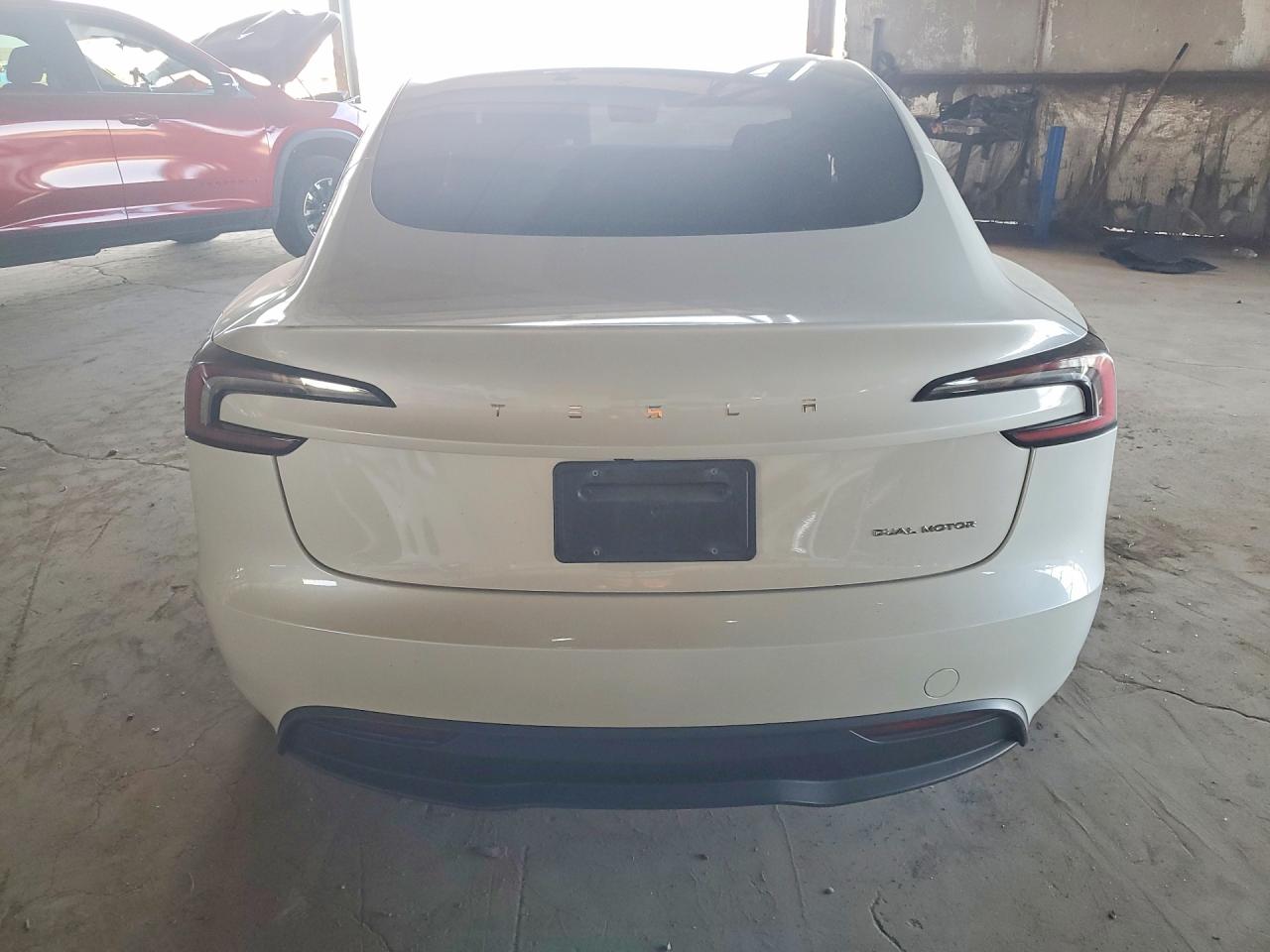 2024 TESLA MODEL 3 photo 11