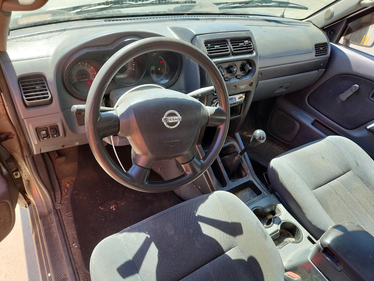2003 NISSAN FRONTIER STANDARD photo 8