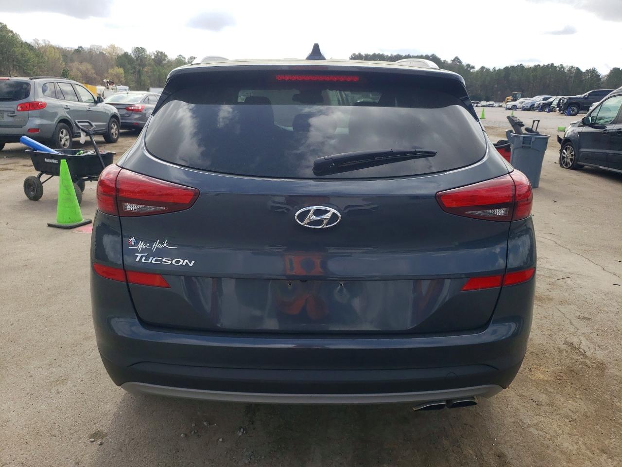 2019 HYUNDAI TUCSON SEL photo 11