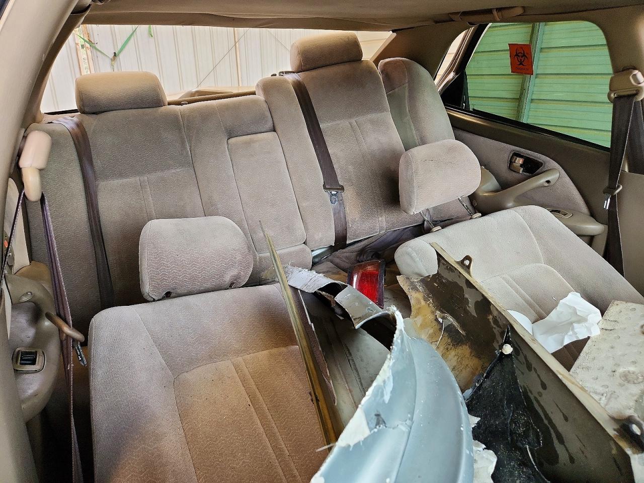 1997 TOYOTA CAMRY LE photo 28