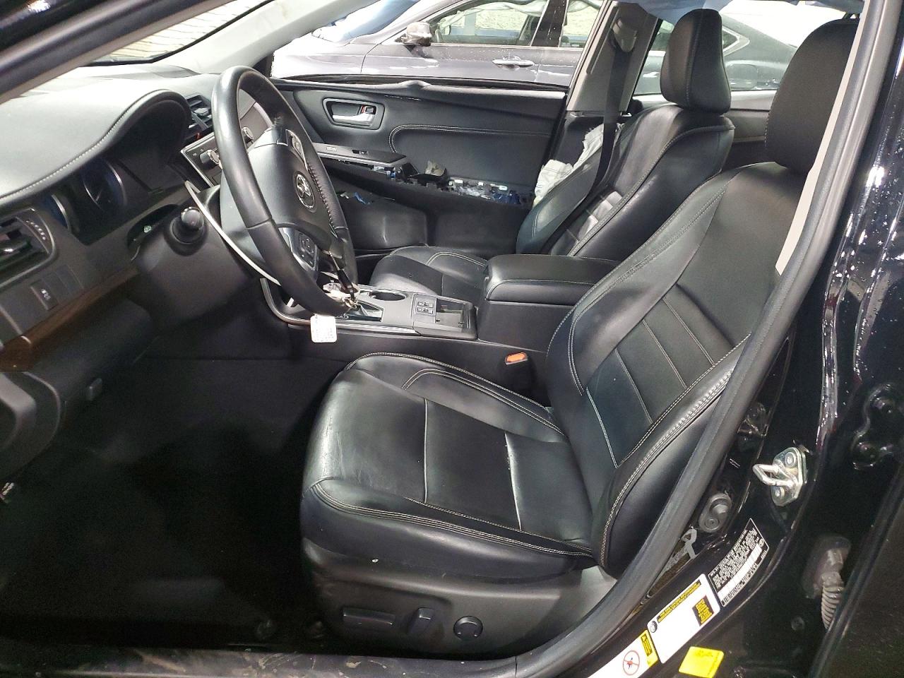 2017 TOYOTA CAMRY XLE photo 7