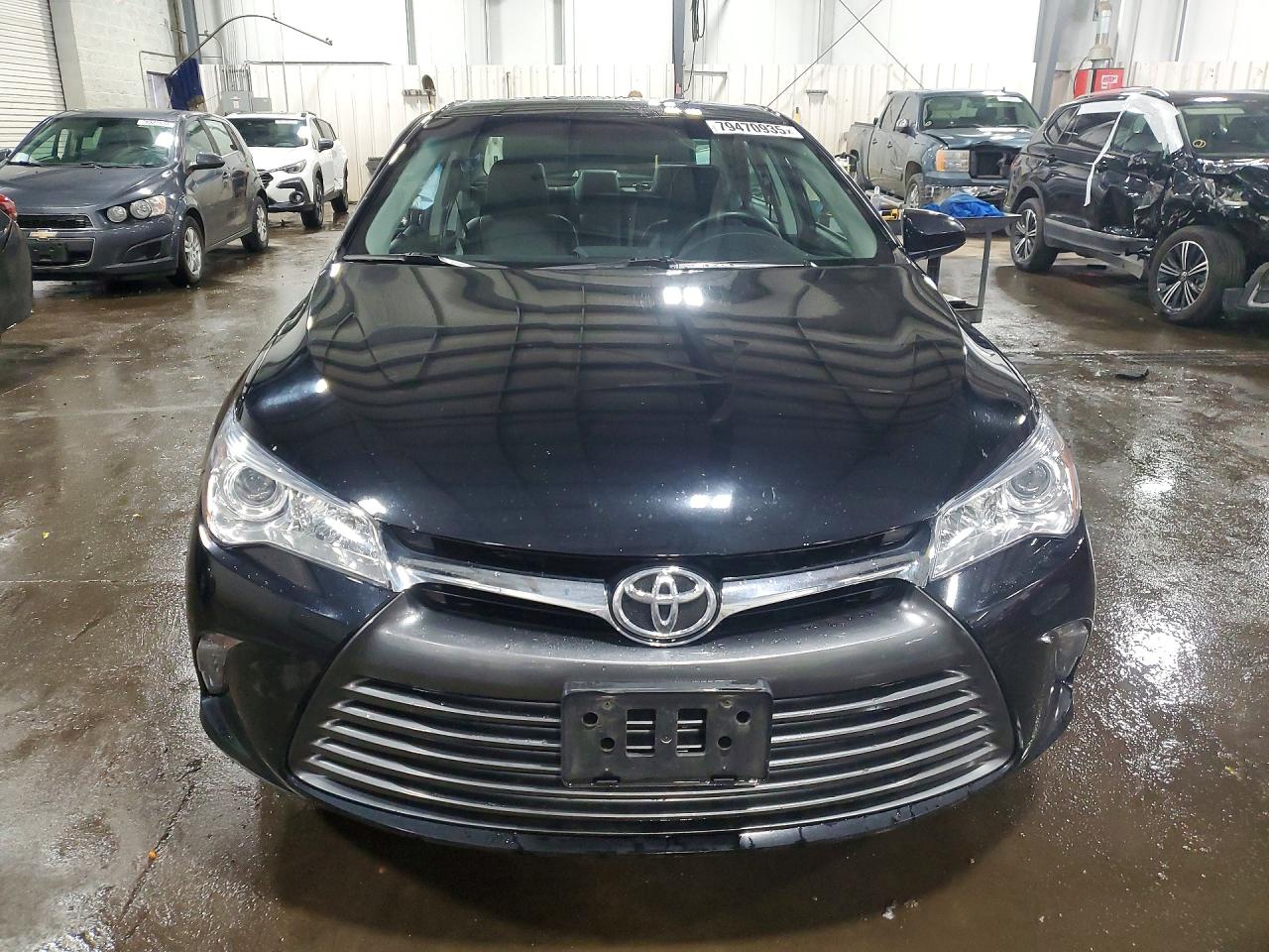 2017 TOYOTA CAMRY XLE photo 5