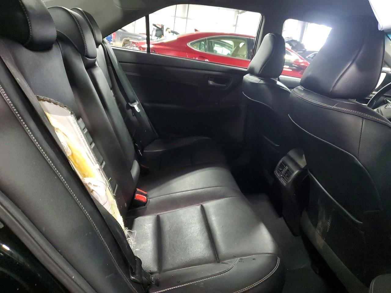 2017 TOYOTA CAMRY XLE photo 10