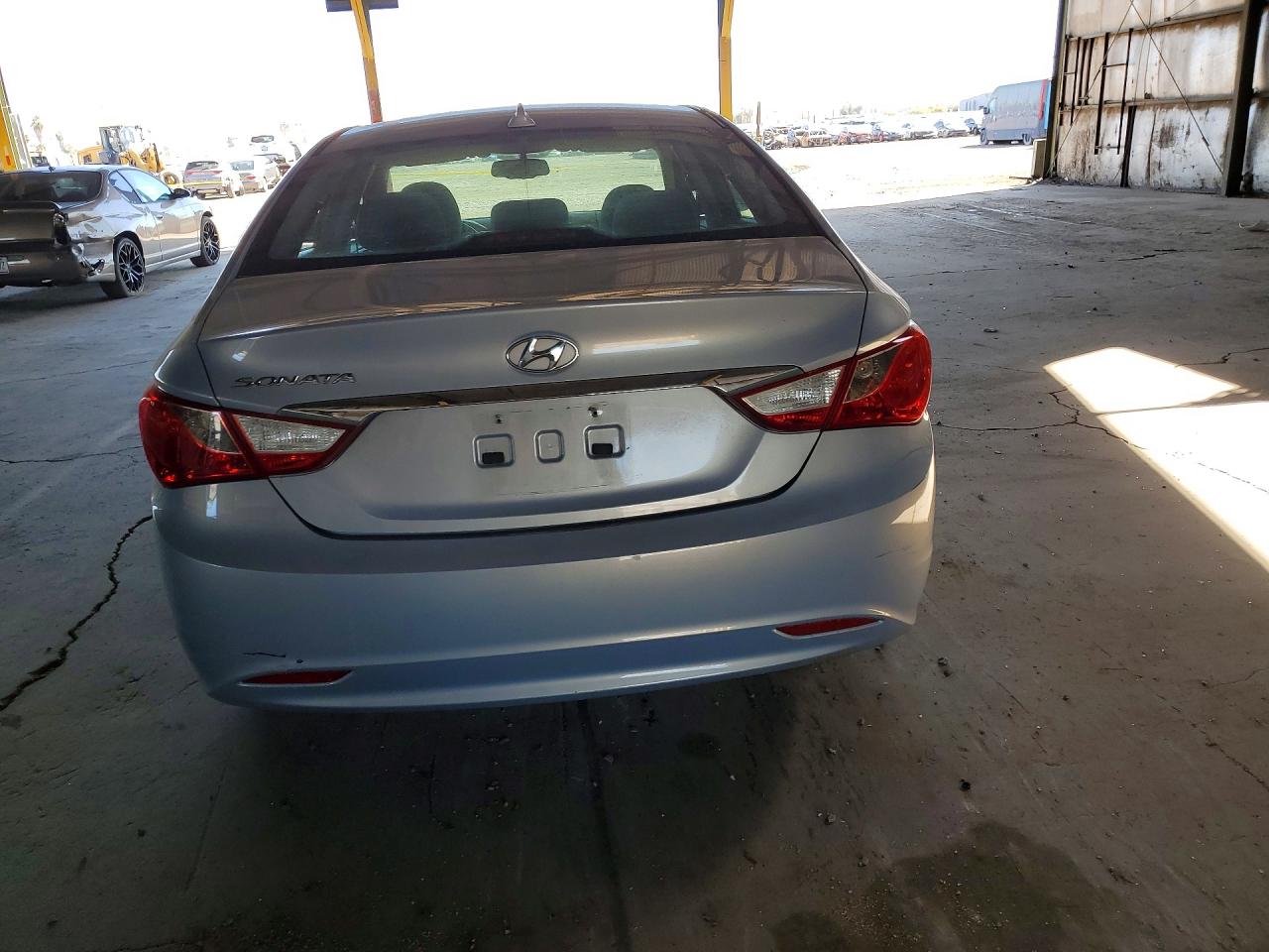 2013 HYUNDAI SONATA GLS photo 11