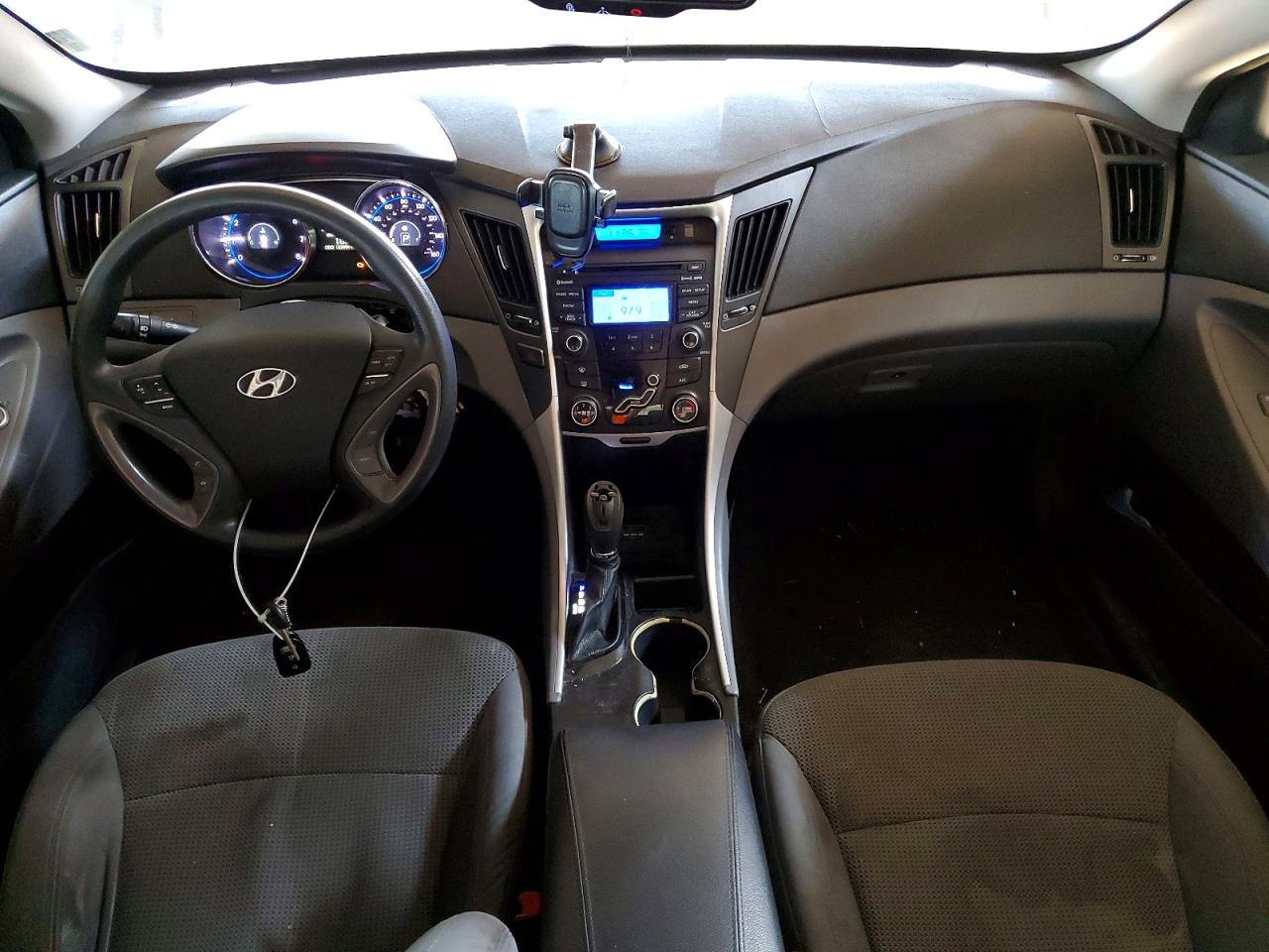 2013 HYUNDAI SONATA GLS photo 15