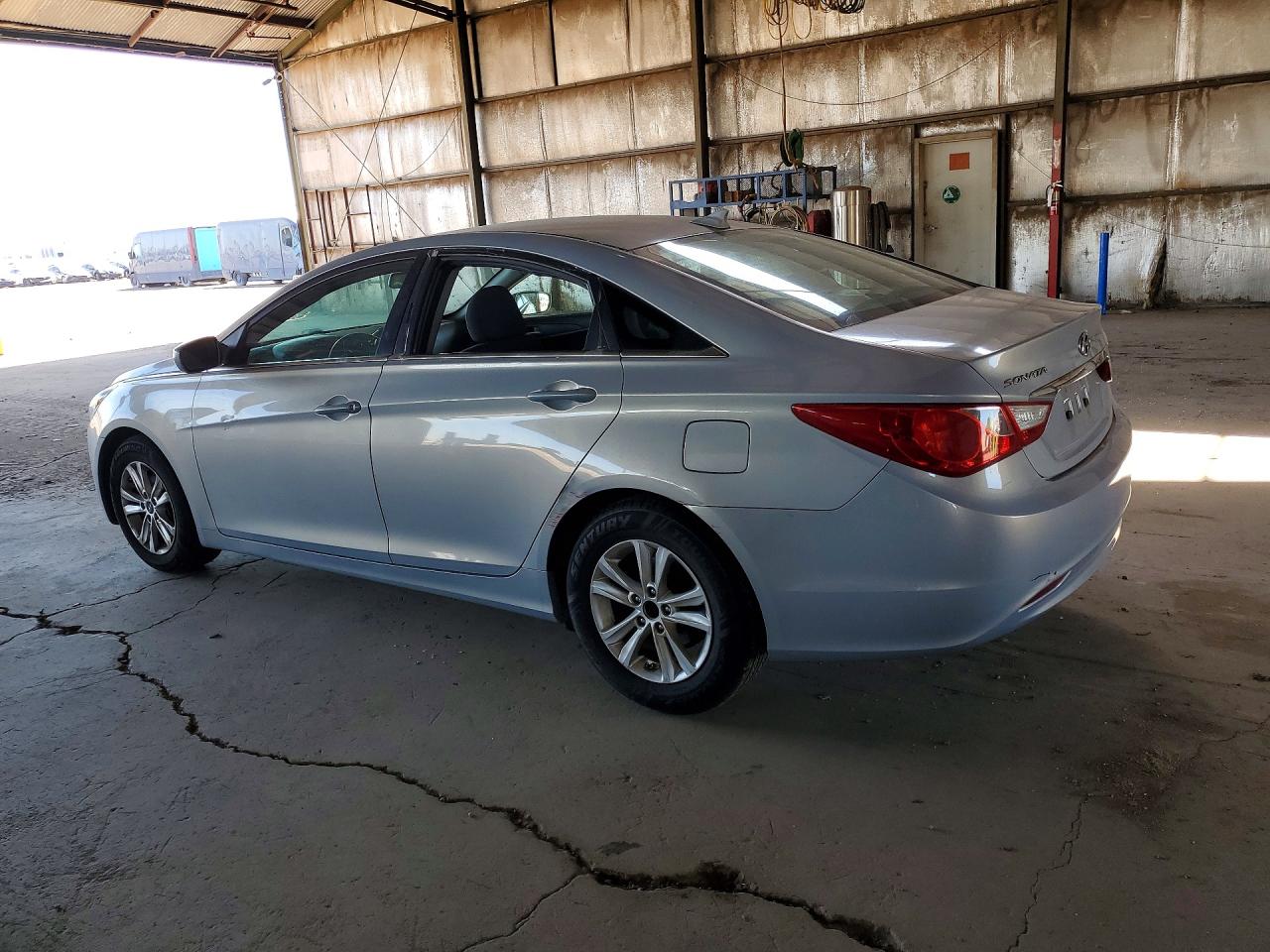 2013 HYUNDAI SONATA GLS photo 3